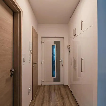 Lägenhet City Apartman Szekesfehervar *